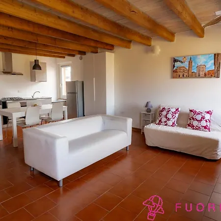 アパート Fuoriporta Affitti Brevi - Tetti Di *